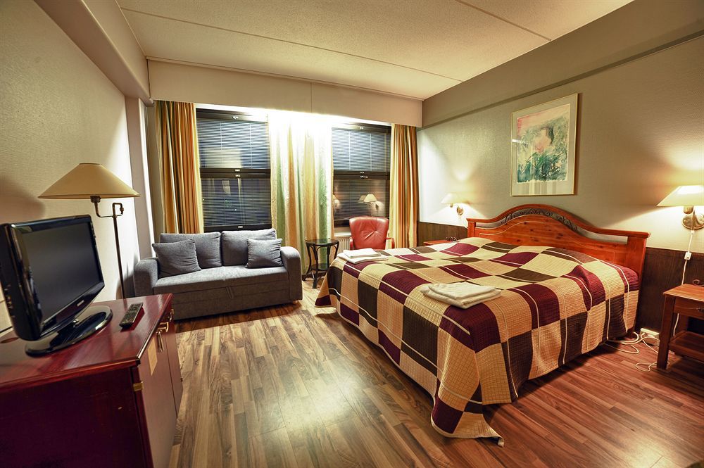Hotel Lapuahovi Buitenkant foto